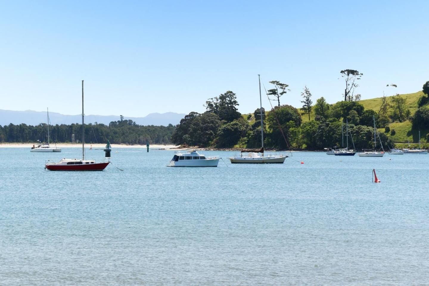 Oceanside Bliss - Absolute Beachfront - Uninterrupted Ocean Views With Pool Mount Maunganui Exterior photo