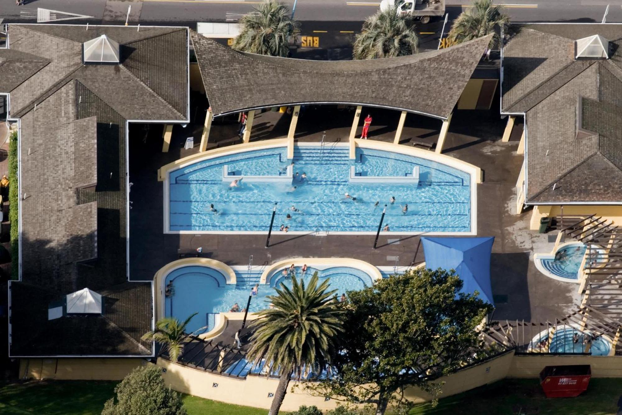 Oceanside Bliss - Absolute Beachfront - Uninterrupted Ocean Views With Pool Mount Maunganui Exterior photo